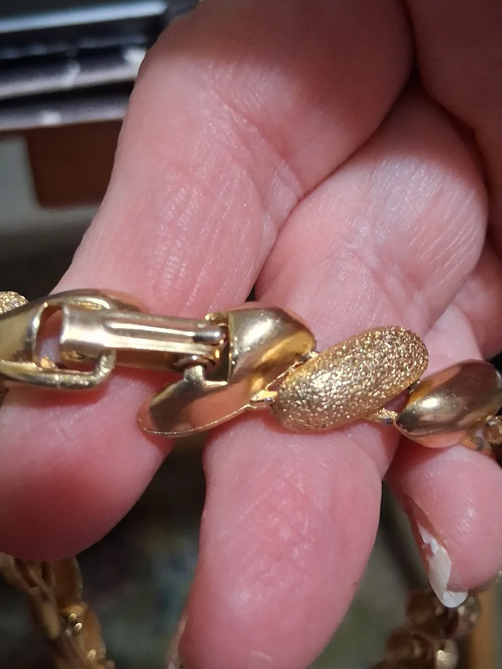 Textured & Polished Gold Link Necklace - Women's Fashion Jewelry